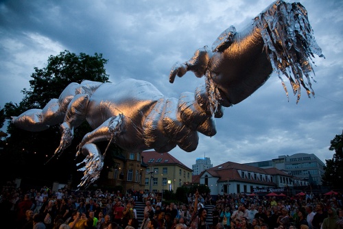 4822727_66a132941f_l