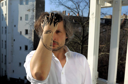 sebastian-bieniek-me-and-my-friends-designboom-02