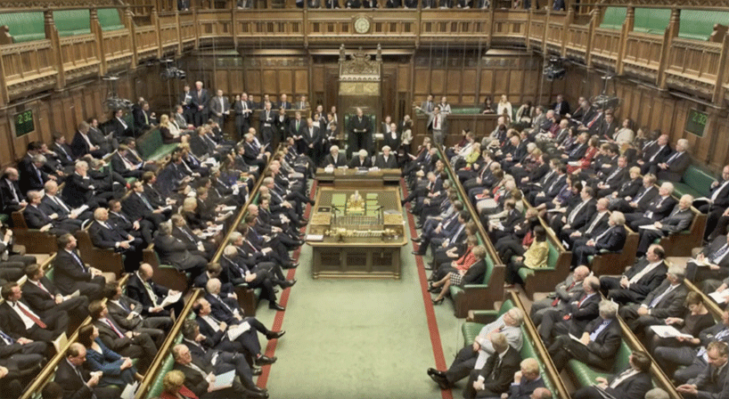 elle-magazine-morewomen-campaign-photoshop-men-out-designboom-06