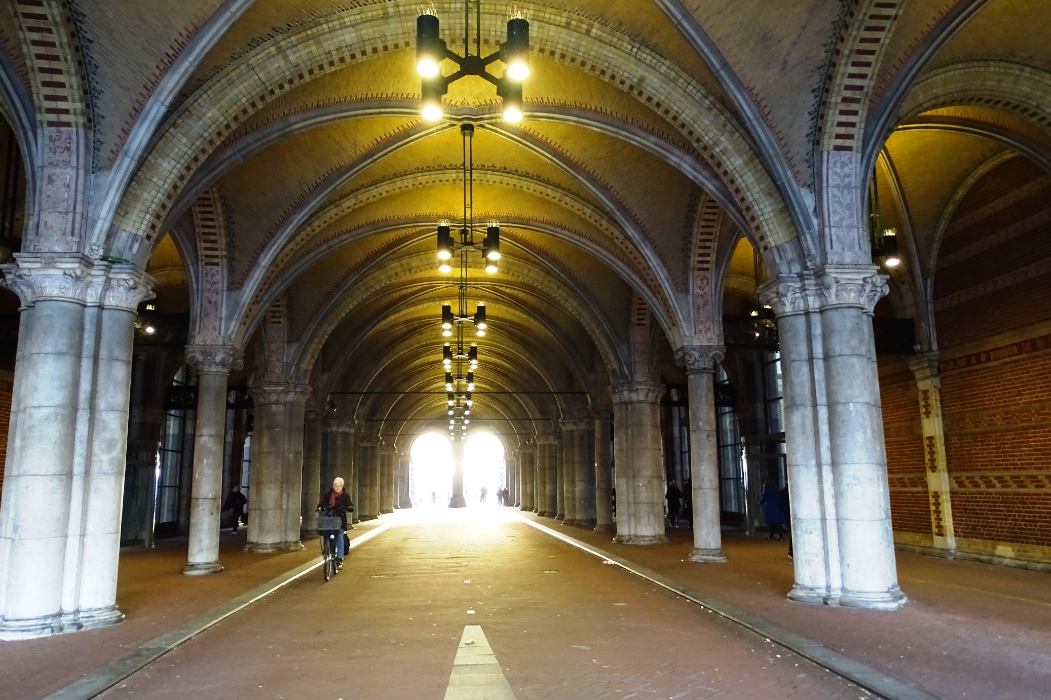 rijksmuseum-thouroughway2